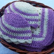 Nessa_gift_set_purple_2_crlogo_medium
