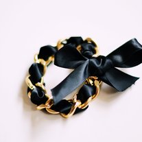 Franchica's Bow Gold
