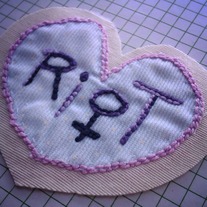RI♀T (lilac-purple) - hand embroidered patch