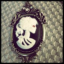 Cameo SKULL Necklace HALLOWEEN 