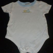 White Onesie With Duck/Kite-Lullaby Club Size 9 Months