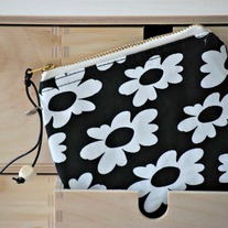 Zip Wallet - Flower Power