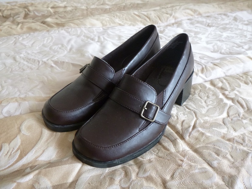 Brown School Shoes (Size 6.5) on Storenvy