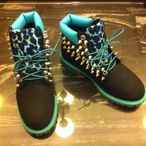 TURQUOISE/BLACK LEOPARD SPIKED TIMBERLAND (JUNIOR SIZES 3.5-7)