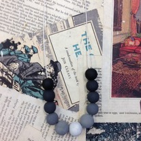 Gray Ombre Necklace 