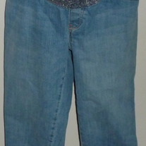 Denim Capris with Purple Floral Waist-Old Navy Maternity Low Rise Size Medium  CLSR
