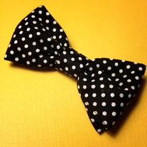 Polka dot print bow