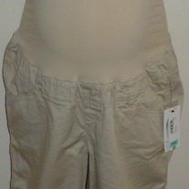 Khaki Shorts-NEW-Duo Maternity Size Medium  031417