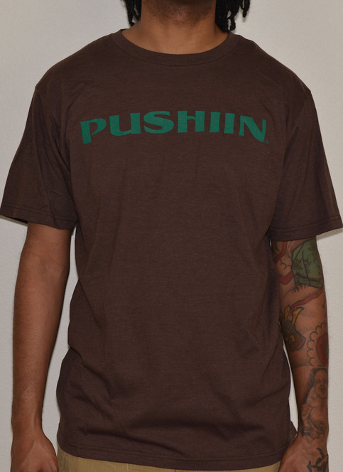 PUSHIIN LOGO T-SHIRT BROWN