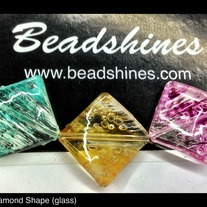 Glass Diamond shape bead (12 pcs) 20mm