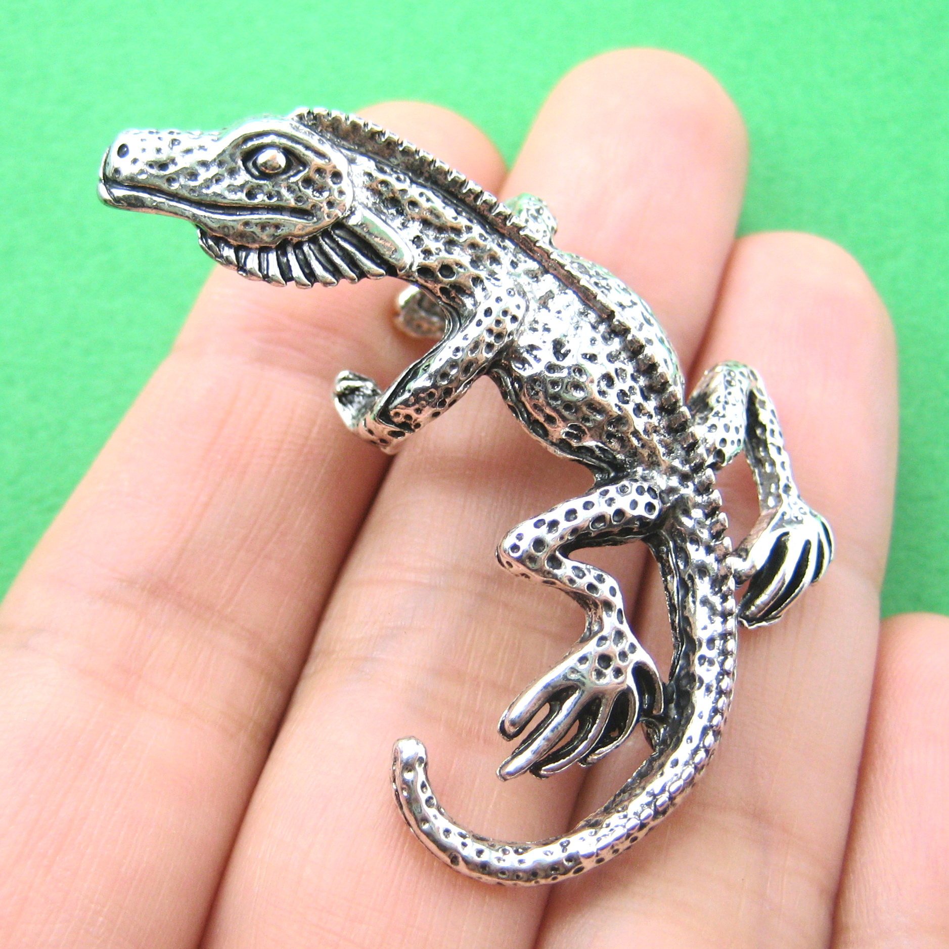 3D Realistic Iguana Chameleon Lizard Animal Wrap Ear Cuff in Silver