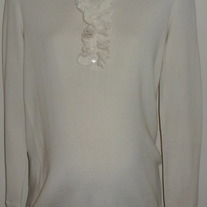 Creme Sweater-Gap Maternity Size Medium  SF0413