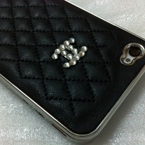 New Chic Bling Sparkle Black Sheep Leather Crystal Logo iPhone Case Cover