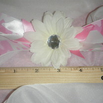 Pink camo daisy bow