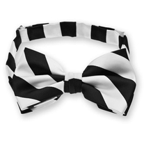 Black_20and_20white_20woven_20striped_20bow_20tie_medium
