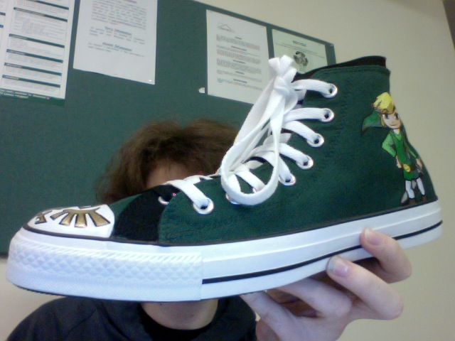 converse zelda converse zelda