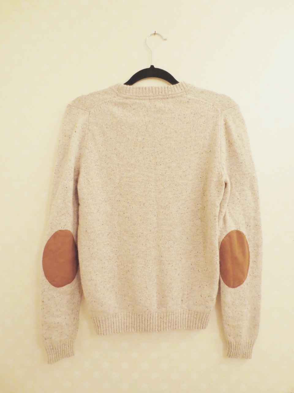 Speckled sweater w/ elbow pads on Storenvy