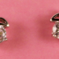 Apple_20stud_medium