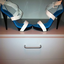 Bebe Tourquoise/White Strap Up (size 7)