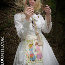 Gloomth Daisy Dress