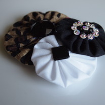 Leopard cluster with bling
