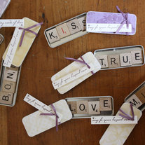 Scrabble_tins_medium
