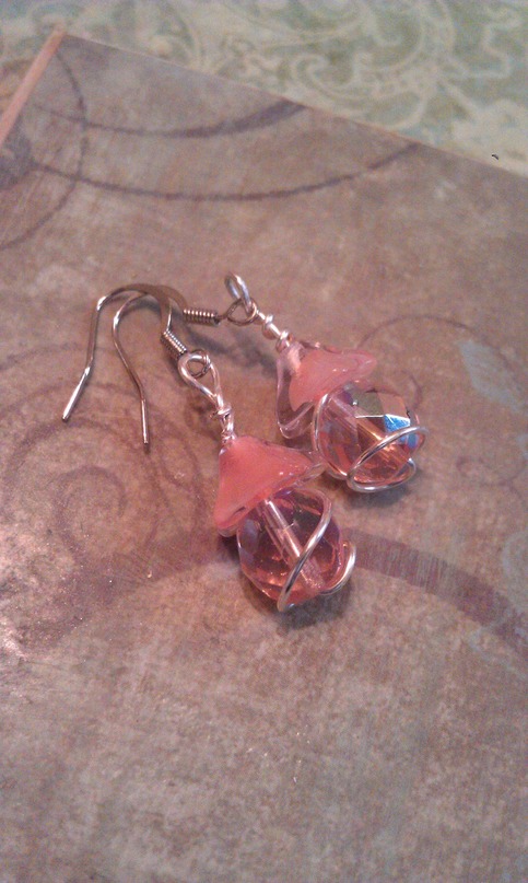 Peachy Flower Top Earrings