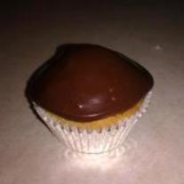 Boston_creme_cupcake_medium