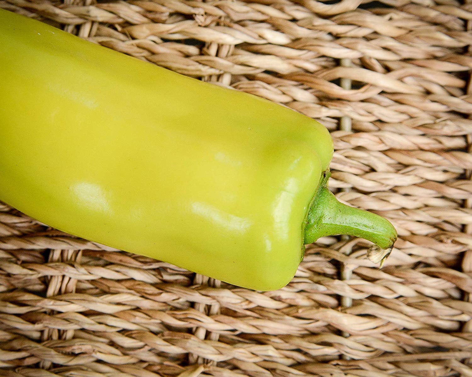 Sweet Banana Yellow Wax Chili Pepper Premium Seed Packet · Sherwood's