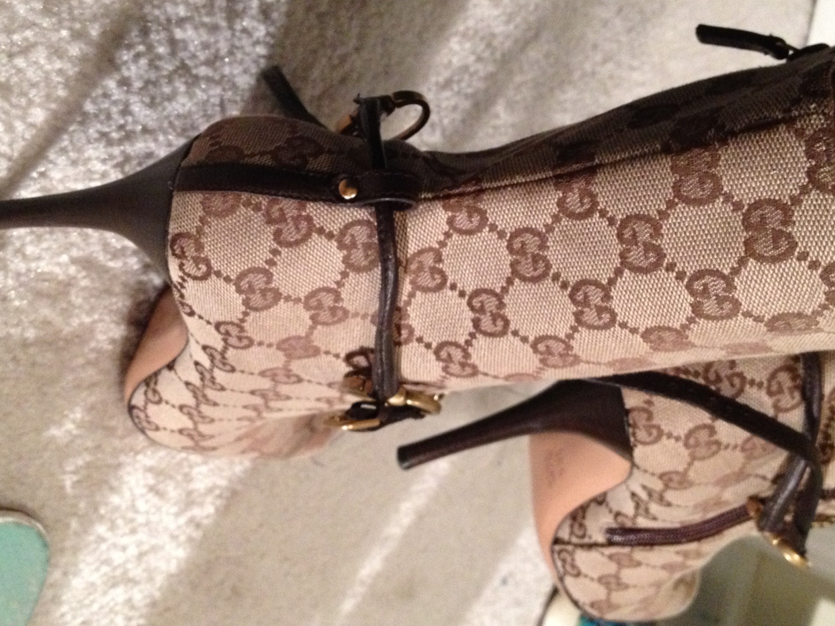 gucci boots outlet