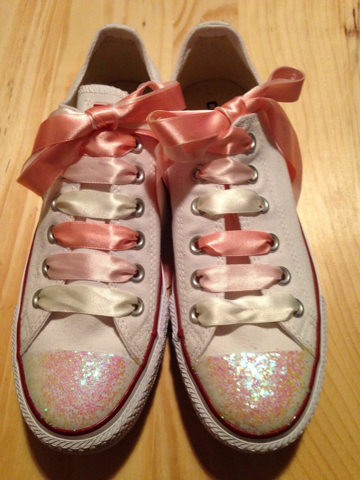 converse peach pink