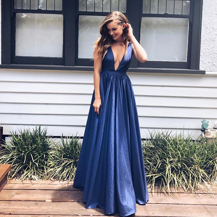 v neck evening gowns