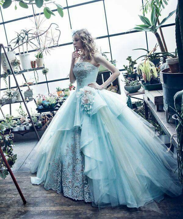 Alice in Wonderland Wedding Dresses